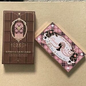 Flower Knows Chocolate Series in the shade Witch Boutique Eyeshadow Palette